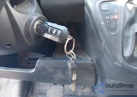 2015 Ram Promaster 2500 High Roof z USA, uszkodzony, nr VIN 3C6TRVDDXFE509615